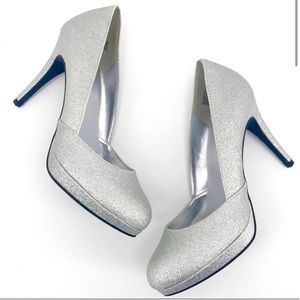 Fioni silver glitter platform heels 7.5 sparkle